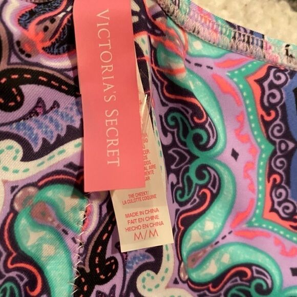 Victoria’s Secret Swimsuit Size Medium - Picture 5 of 6